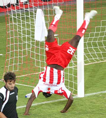 «Εξάρες» του Ολυμπιακού, «τριάρα» του Παναθηναϊκού, μίλησε ο Μπλάνκο για την ΑΕΚ