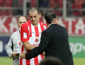 Με ηρεμία μπορούμε να γίνουμε μεγάλη ομάδα, πιστεύει ο Λεμονής-Συμβουλές από Μάουρερ