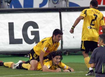 Ικανοποιημένος από το «τρίποντο» ο Φερέρ-Είμαστε εκ φύσεως νικητές, λέει ο Όγιος