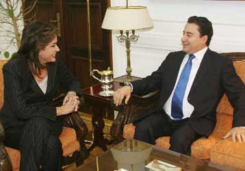 Θετικό κλίμα στη συνάντηση των υπουργών Εξωτερικών Ελλάδας – Τουρκίας