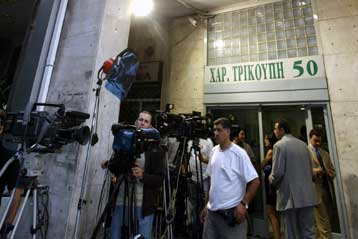 Ανοίγει το παιχνίδι της ηγεσίας στο ΠΑΣΟΚ με πιθανές και άλλες υποψηφιότητες