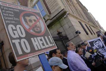 Παρωδία θα ήταν η επίσκεψη Αχμαντινετζάντ στο «Σημείο Μηδέν», λέει η Ράις