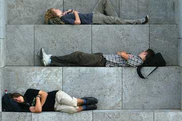 Επικίνδυνη για πρόωρο θανάτο αποδεικνύεται η έλλειψη ύπνου