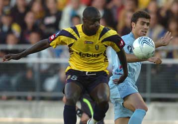 Την έκπληξη του πρωταθλήματος, Βαλανσιέν αντιμετωπίζει η Σοσό στο League Cup