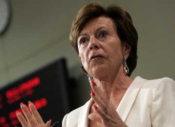 Διχασμένη η Κομισιόν για τον προτεινόμενο διαχωρισμό των εταιρειών τηλεπικοινωνιών