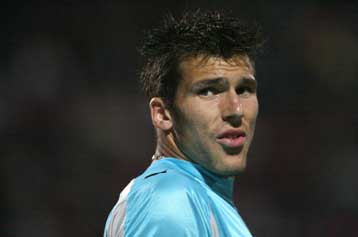 Αποχώρησε από την προπόνηση ο Φερνάντεζ, παίζει όμως κόντρα στον Παναθηναϊκό