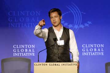 Δράση για τη Νέα Ορλεάνη και την εκπαίδευση υποσχέθηκαν Μπραντ Πιτ και Ατζελίνα Τζολί