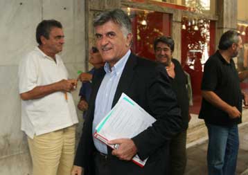 Με ισχυρή πλειοψηφία ο Φ.Πετσάλνικος αντιπρόεδρος της Βουλής