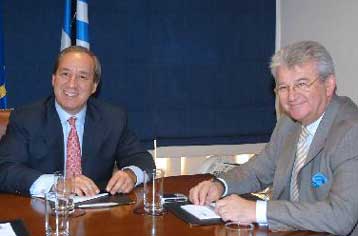 Επί τάπητος το ενδεχόμενο διάσπασης της ΔΕΗ σε δύο εταιρείες