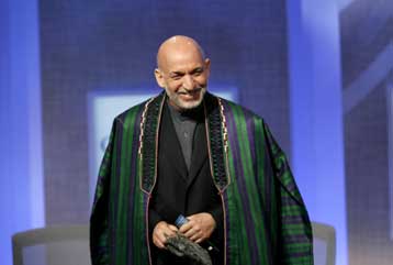 Θέση στην κυβέρνηση προσφέρει στους Ταλιμπάν ο Χ.Καρζάι