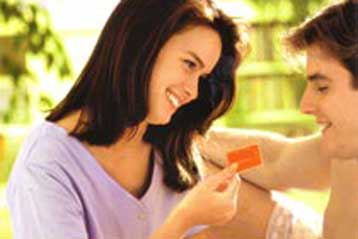 Ερωτική ζωή χωρίς προφυλάξεις επιλέγει ένας στους τρεις φορείς του AIDS