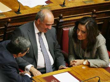 Ανοικτό παράθυρο υπό αυστηρές προϋποθέσεις στη μείωση της θητείας