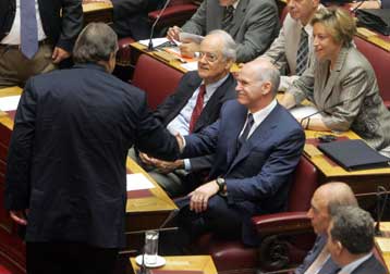 Εβδομάδα ζυμώσεων στο ΠΑΣΟΚ με το βλέμμα στο Πολιτικό και Εθνικό Συμβούλιο