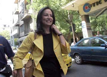 Την απόφασή της να μην είναι υποψήφια ανακοίνωσε η Αννα Διαμαντοπούλου