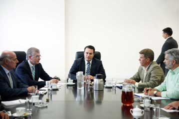 Κάλυψη των κενών με νέους διορισμούς ζήτησαν οι εκπαιδευτικοί από τον Ευρ.Στυλιανίδη