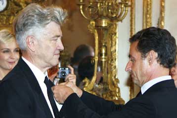 Με το παράσημο της Λεγεώνας της Τιμής τίμησε η Γαλλία τον σκηνοθέτη Ντέιβιντ Λιντς