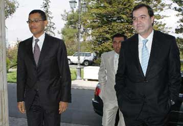 Στην Αθήνα την Τετάρτη ο επικεφαλής του Dubai Group, ανακατατάξεις στον όμιλο Marfin