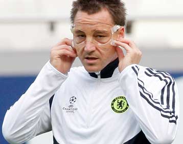 Ακόμα και με μάσκα θα παίξει ο Τέρι κόντρα στη Βαλένθια