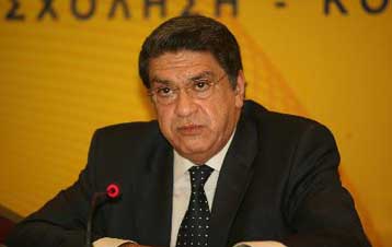 Πρόσκληση διαλόγου για το Ασφαλιστικό από τον Β.Μαγγίνα στους αρχηγούς των κομμάτων