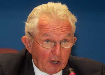 Επίθεση Βουρλούμη κατά της ΕΕΤΤ για νέα προϊόντα