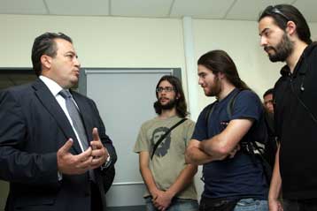 Ανοιχτός σε διορθώσεις του νόμου-πλαισίου για τα ΑΕΙ ο υπουργός Παιδείας