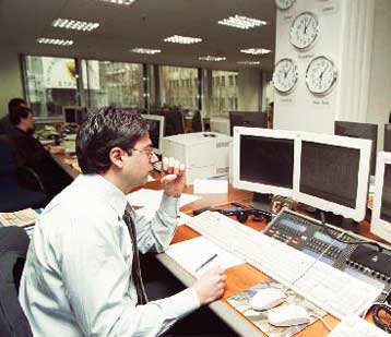 Οριακή αύξηση των αποδόσεων στα ελληνικά κρατικά ομόλογα τον Σεπτέμβριο