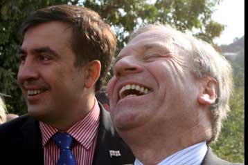 Στο μέλλον παραπέμπει την ένταξη της Γεωργίας στο ΝΑΤΟ ο γγ της Συμμαχίας