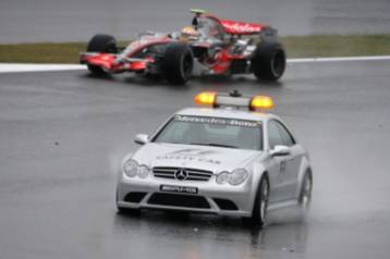 Ο Χάμιλτον κινδυνεύει να χάσει την πρωτιά στο Φούτζι