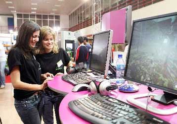 Ζητούμενο η ανάπτυξη της ευρυζωνικότητας στην υπηρεσία του πολίτη