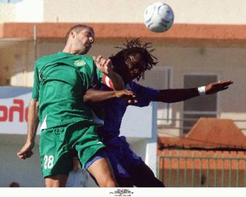 «Σεφτέ» και μάλιστα με «διπλό» έκανε ο Ιωνικός, «έσπασαν» τα δοκάρια στην Κομοτηνή