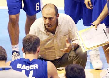 Με εντυπωσιακό ξεκίνημα, ο Πανελλήνιος 80-67 τον Αρη στο «Basketorama»