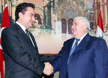 Η Τουρκία δεν θα δώσει εναέριο χώρο στο Ισραήλ κατά της Συρίας, λέει ο Μπαμπατζάν