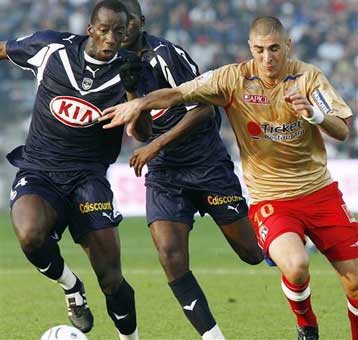 Η Λιόν «άλωσε» το Μπορντό με 3-1 και «έπιασε» τη Νανσί