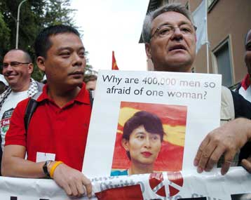 Έως την ολοκλήρωση του Σύνταγματος παρατείνεται ο περιορισμός της Σούου Κίι