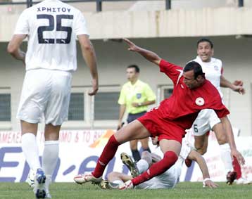 Μόνος πρώτος ο Εθνικός Αστέρας μετά το 1-0 επί του Πιερικού στο ντέρμπι
