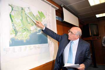 Κόντρα ΥΠΕΧΩΔΕ – ΣΥΡΙΖΑ για τη χρηματοδότηση του μητροπολιτικού πάρκου στο Ελληνικό