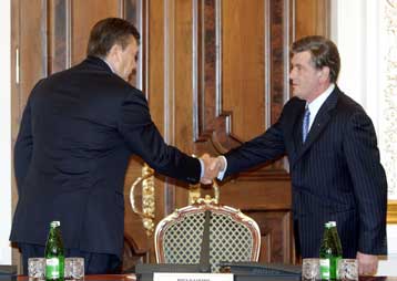 Έτοιμα να συμμετάσχουν σε κυβέρνηση συνασπισμού τα φιλοδυτικά κόμματα της Ουκρανίας