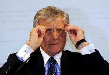 Οι πληθωριστικές πιέσεις επιμένουν στην ευρωζώνη, τονίζει ο Ζαν-Κλοντ Τρισέ