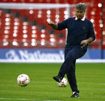 Για την εθνική Ρωσίας και όχι τη Τσέλσι υποψήφιος ο Χίντινγκ