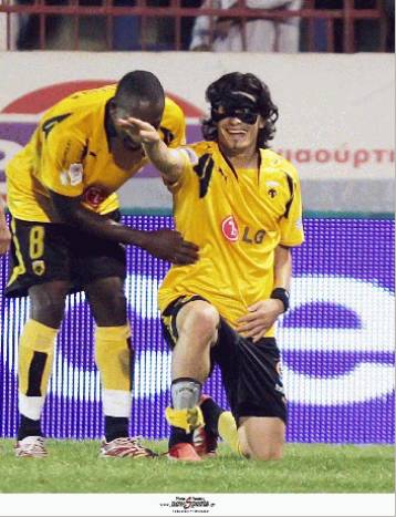 Ο Μπλάνκο εξηγεί γιατί φόρεσε τη μάσκα του Ζορό και εκθειάζει Ριβάλντο, Φερέρ