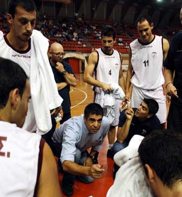 Πέρασε και από το ΟΑΚΑ η ΑΕΛ με 80-70 επί της ΑΕΚ