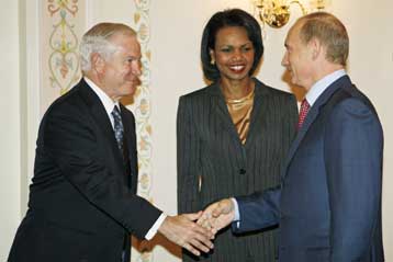 Με απειλές Πούτιν ξεκινούν συνομιλίες ΗΠΑ-Ρωσίας για την αντιπυραυλική ασπίδα