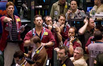 Στα 83 δολάρια το πετρέλαιο μετά την μείωση των αμερικανικών αποθεμάτων