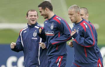 Πολλά τα ντέρμπι για τα προκριματικά του EURO 2008 το Σάββατο