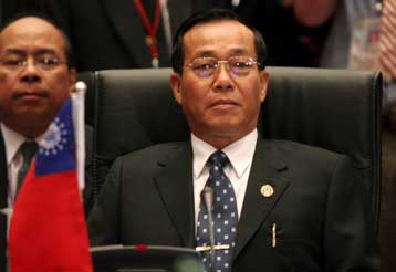 Καμία αλλαγή στο καθεστώς της Μιανμάρ μετά τον θάνατο του πρωθυπουργού Γουίν