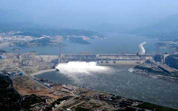 Μέχρι και τέσσερα εκατομμύρια Κινέζοι θα μετακινηθούν λόγω του φράγματος του Γιανγκτσέ