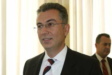 Στην ενίσχυση του περιφερειακού Τύπου αναφέρθηκε από την Κρήτη ο Θ.Ρουσόπουλος