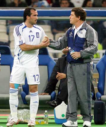 Στην Τουρκία για να επανορθώσουμε, λέει ο Ρεχάγκελ-Καλή επιτυχία από τον Μουζούροβιτς