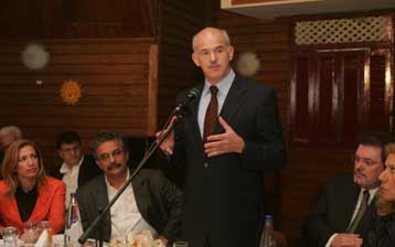 Υπάρχουν συμφέροντα που δεν μας επιτρέπουν να κάνουμε τομές, λέει ο Γ.Παπανδρέου