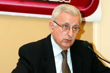 Στο αρχείο η καταγγελία συμβασιούχων κατά του Ρ.Κεδίκογλου